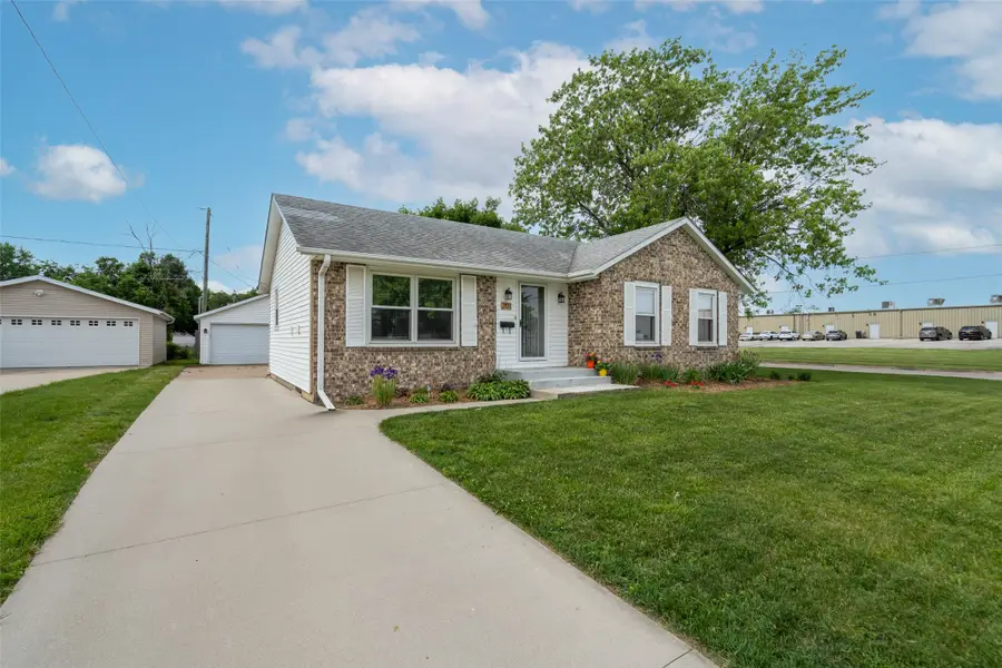 201 NE 7th Street, Ankeny, IA 50021 - #3