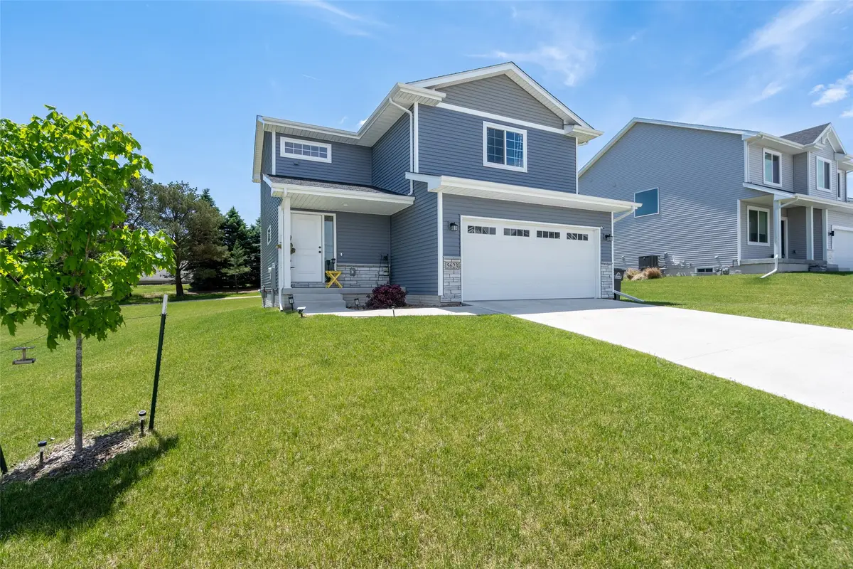 5623 Leyden Avenue, Des Moines, IA 50317 - #1