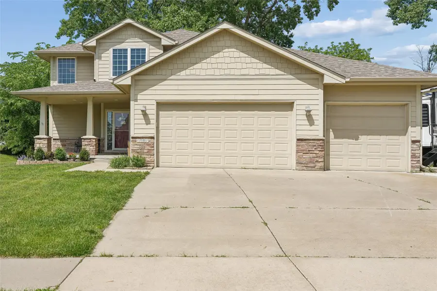 1001 N O Street, Indianola, IA 50125 - #2