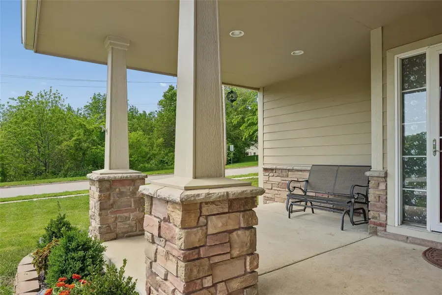 1001 N O Street, Indianola, IA 50125 - #3