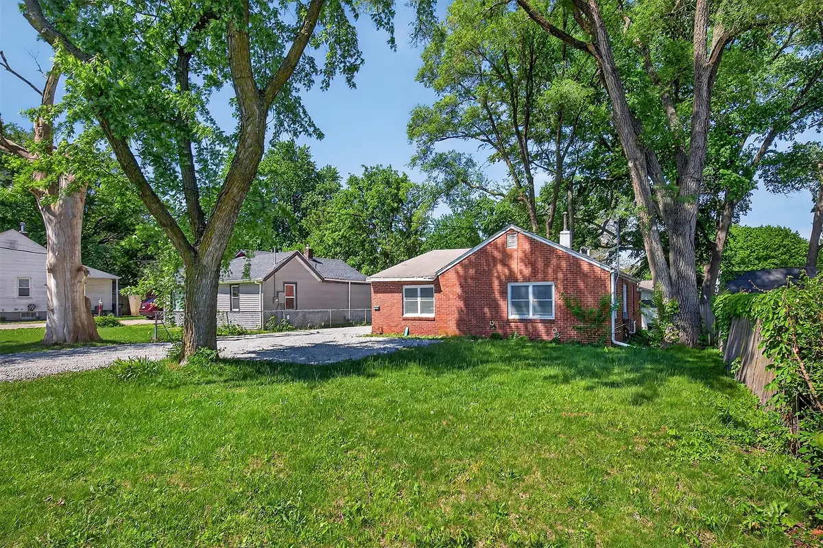 2734 Merle Hay Road, Des Moines, IA 50310 - #1
