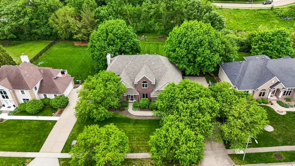 8120 Heather Bow Court, Johnston, IA 50131