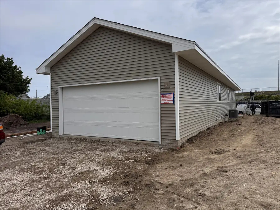 1510 Maple Street, Des Moines, IA 50316 - #2
