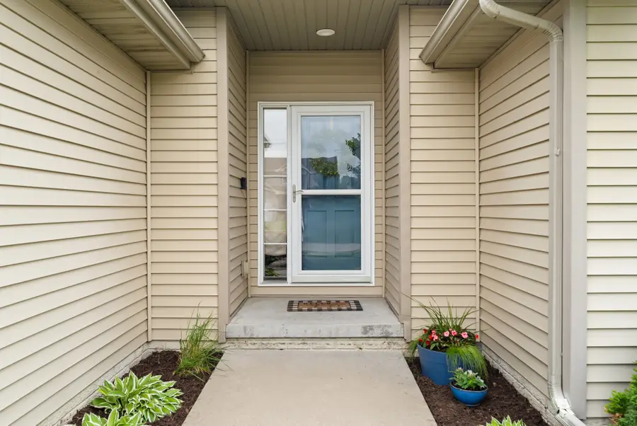 9507 Wilson Street, West Des Moines, IA 50266 - #2