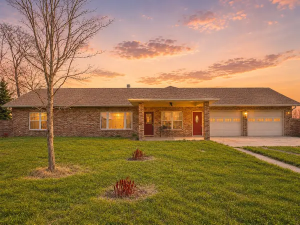 6663 110th Street, Eddyville, IA 52553
