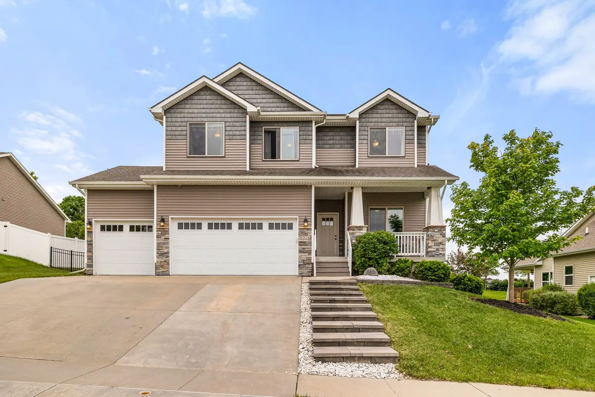 9324 Sugar Creek Circle, West Des Moines, IA 50266 - #1