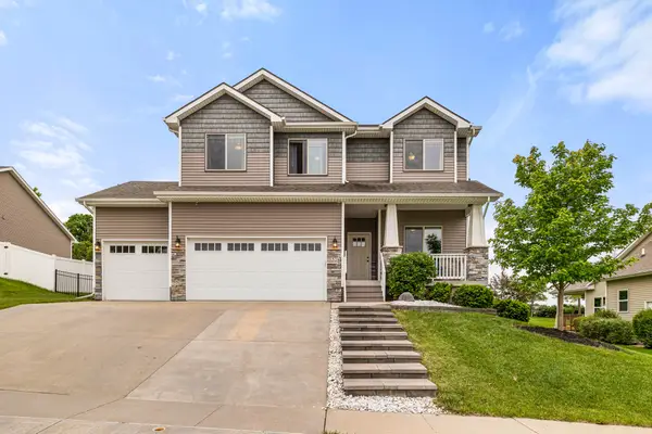 9324 Sugar Creek Circle, West Des Moines, IA 50266