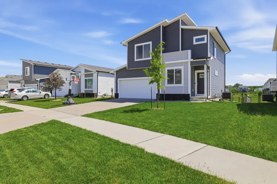 1546 S Redtail Avenue, West Des Moines, IA 50265 - #2