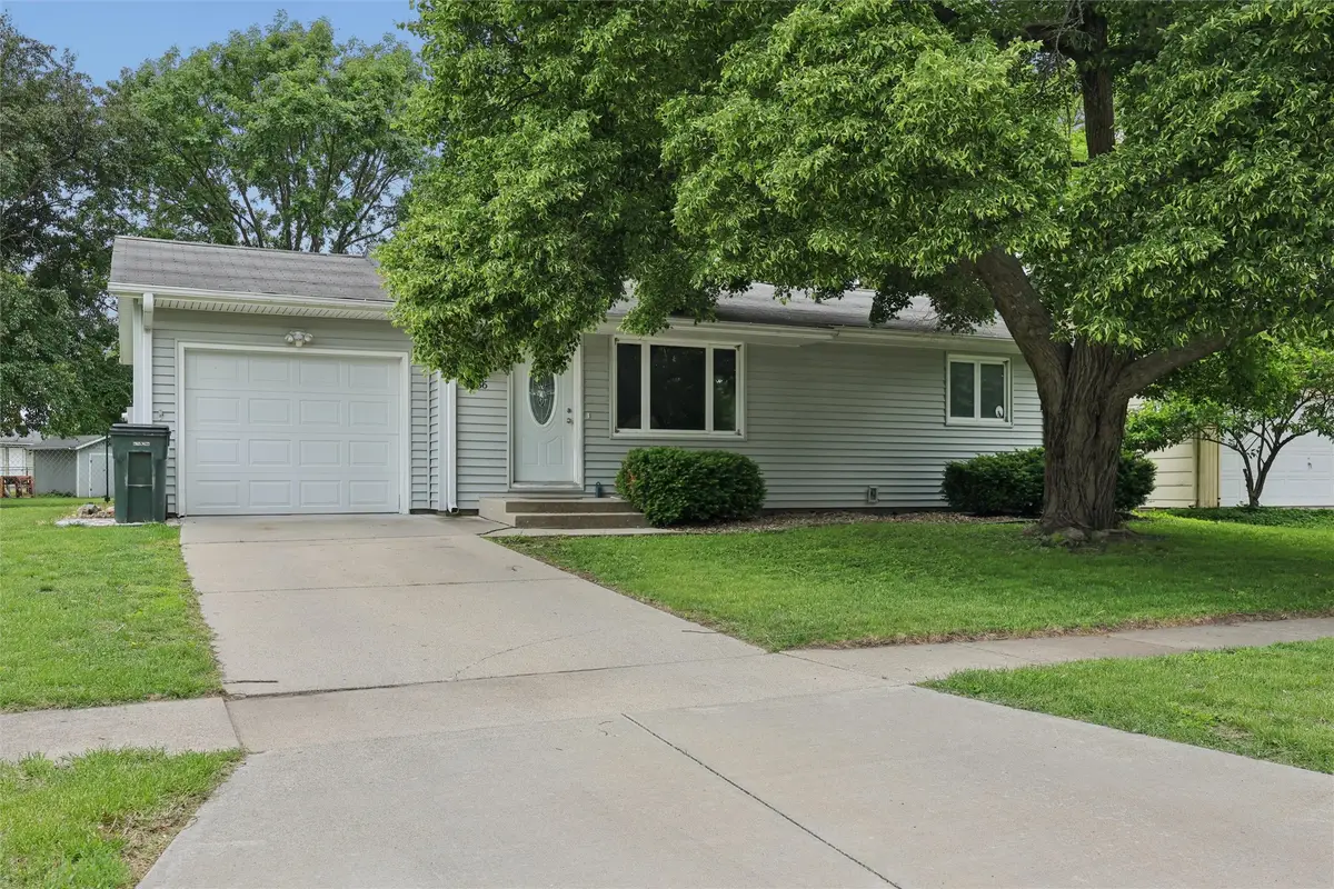 636 Garden Road, Ames, IA 50010 - #1