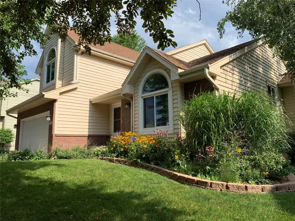 8209 Sharon Drive, Urbandale, IA 50322