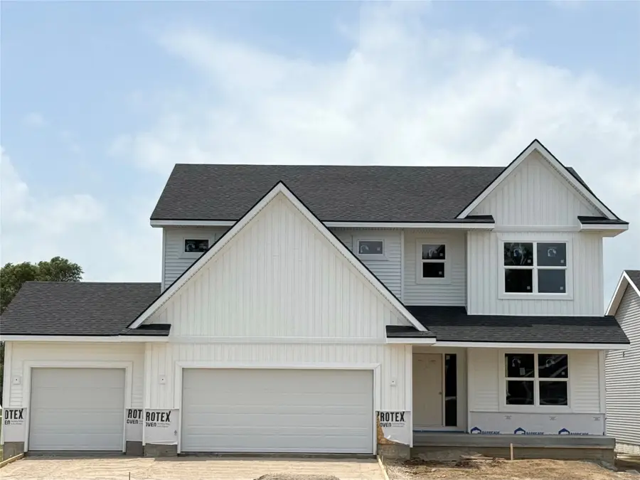 901 Walnut Drive, Norwalk, IA 50211 - #2