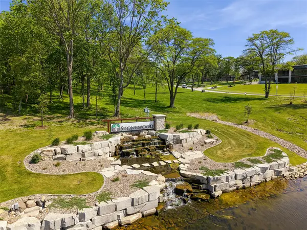 1581 Timber Lane, West Des Moines, IA 50266
