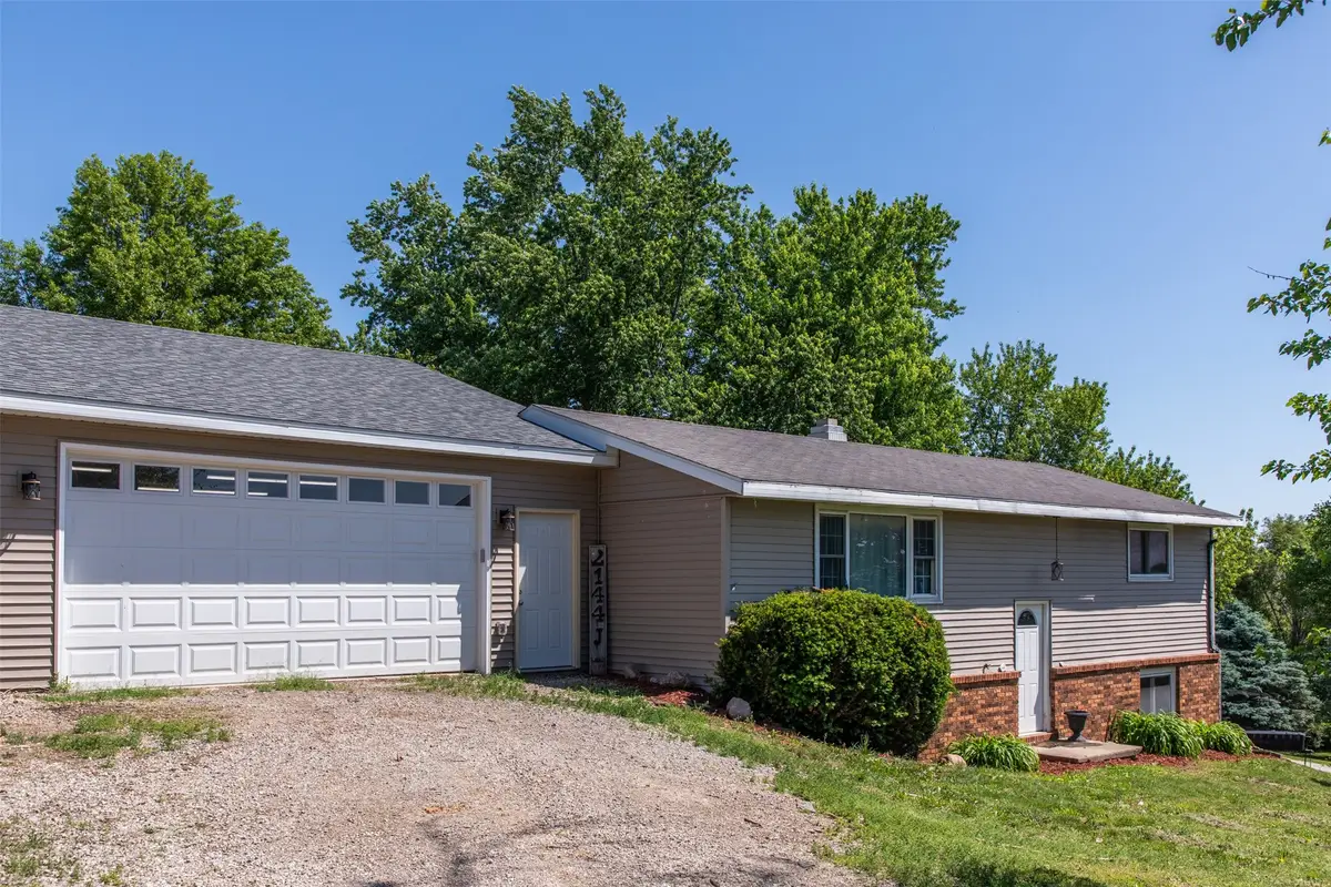 2144 J Marsh Avenue, Marshalltown, IA 50158 - #1