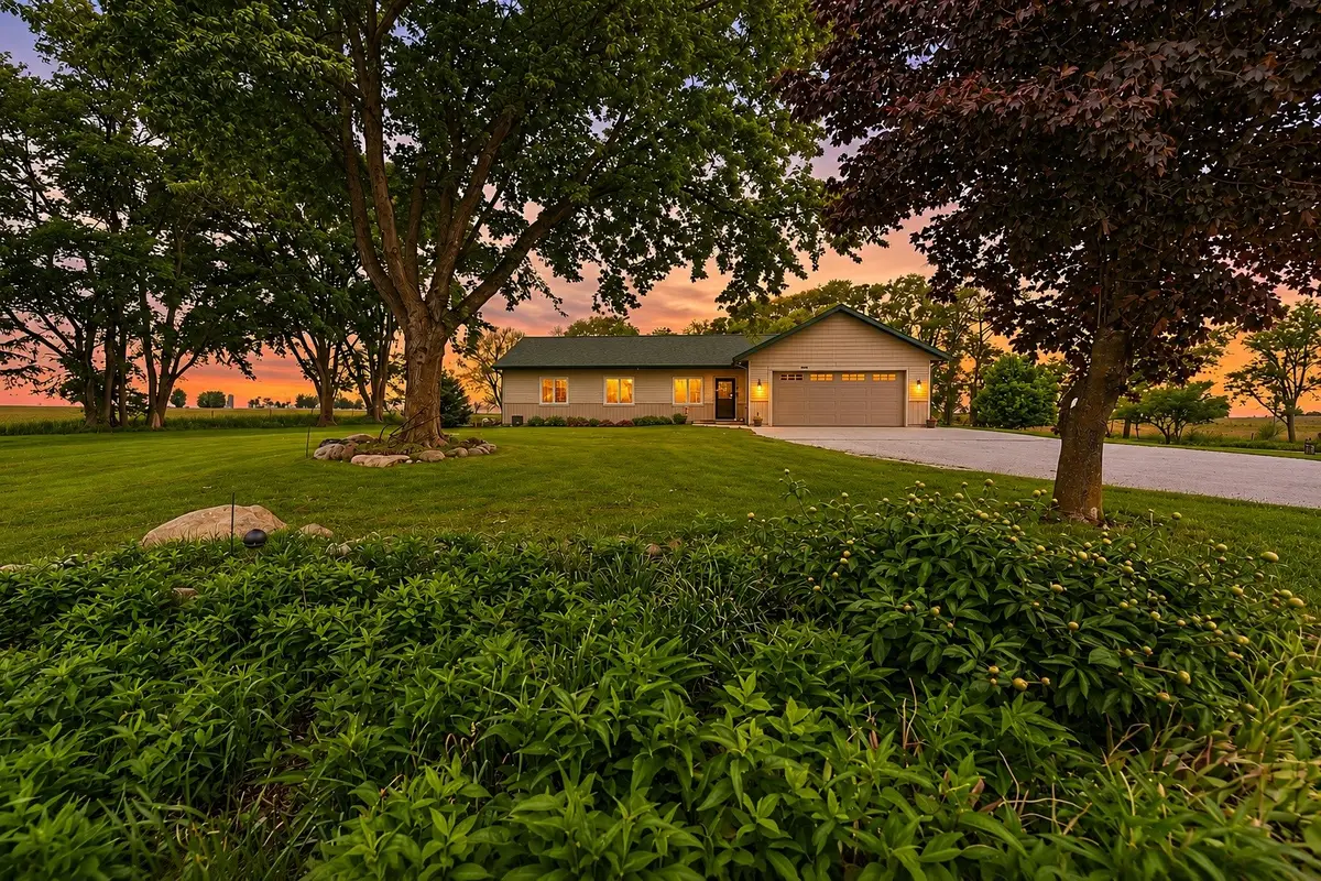 25723 650th Avenue, Nevada, IA 50201 - #1
