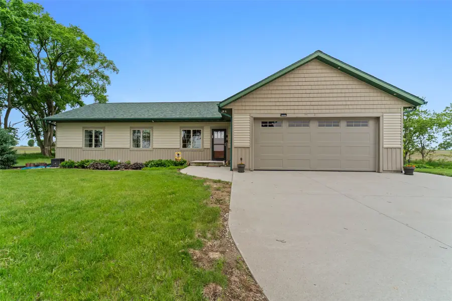 25723 650th Avenue, Nevada, IA 50201 - #3