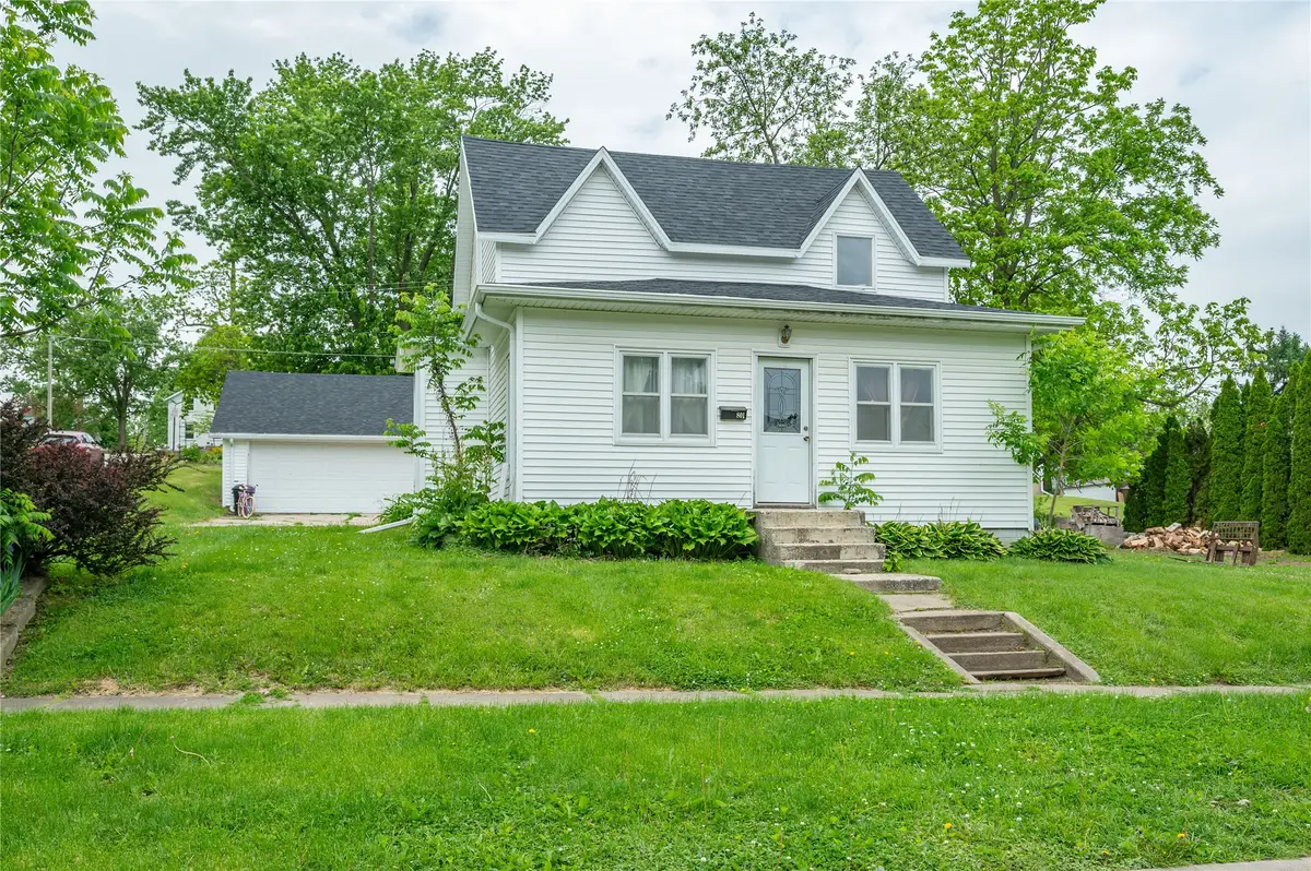 801 Siegel Street, Tama, IA 52339 - #1
