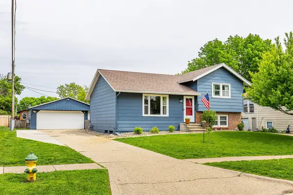 406 NE 8th Street, Ankeny, IA 50021