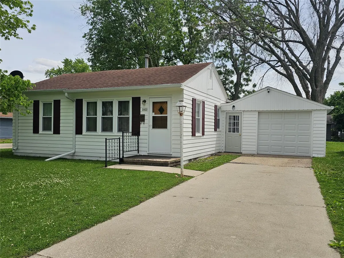 2423 Mckinley Street, Perry, IA 50220 - #1