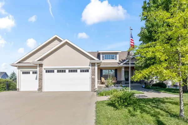 417 33rd Street Sw, Altoona, IA 50009