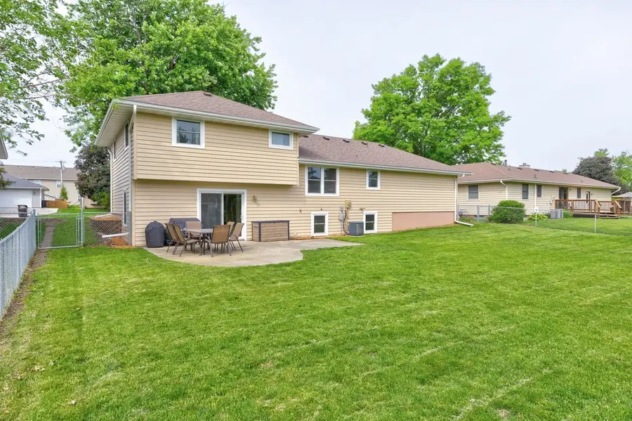 812 Hickory Drive, Huxley, IA 50124 - #2