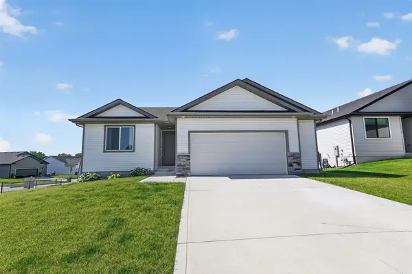2624 21st Street Sw, Altoona, IA 50009