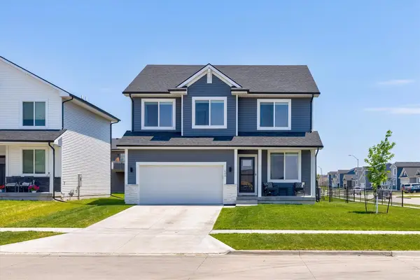 603 NE Oak Ridge Drive, Ankeny, IA 50021