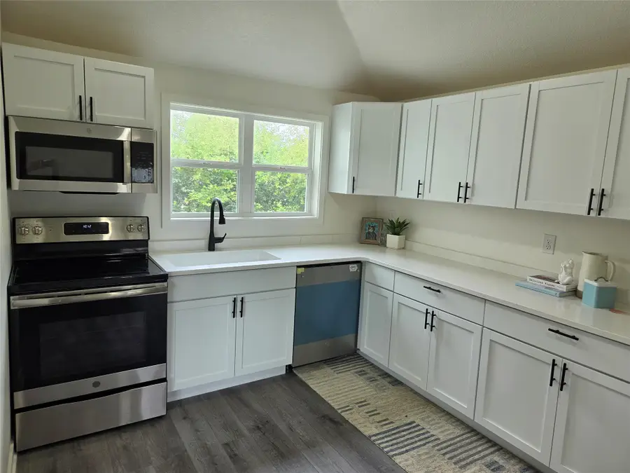 325 SW School Street, Ankeny, IA 50023 - #3