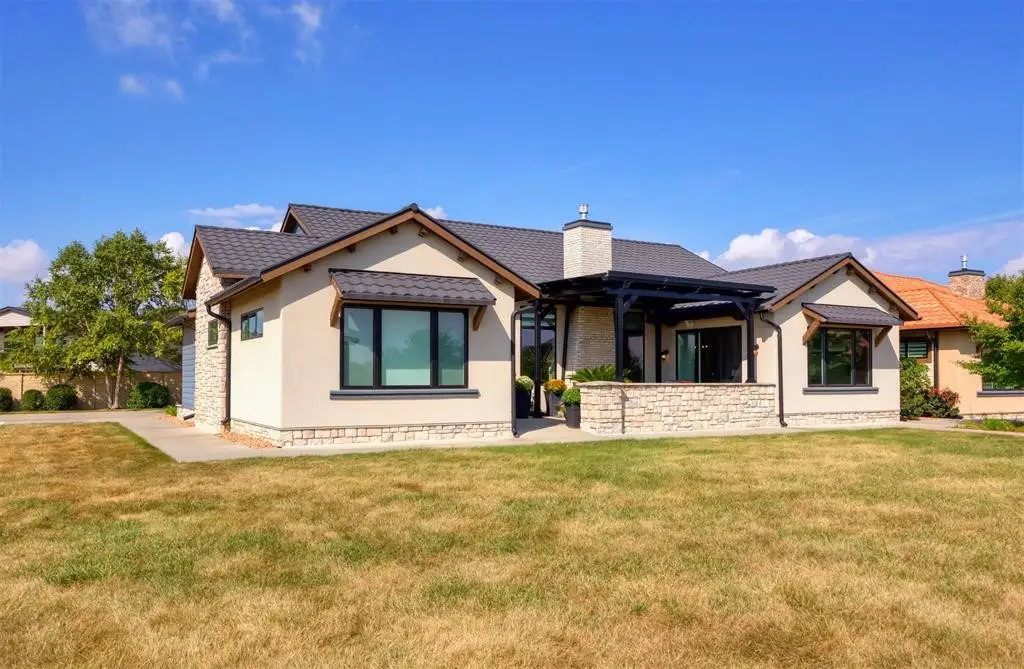 10232 Bella Strada Lane, Johnston, IA 50131 - #1