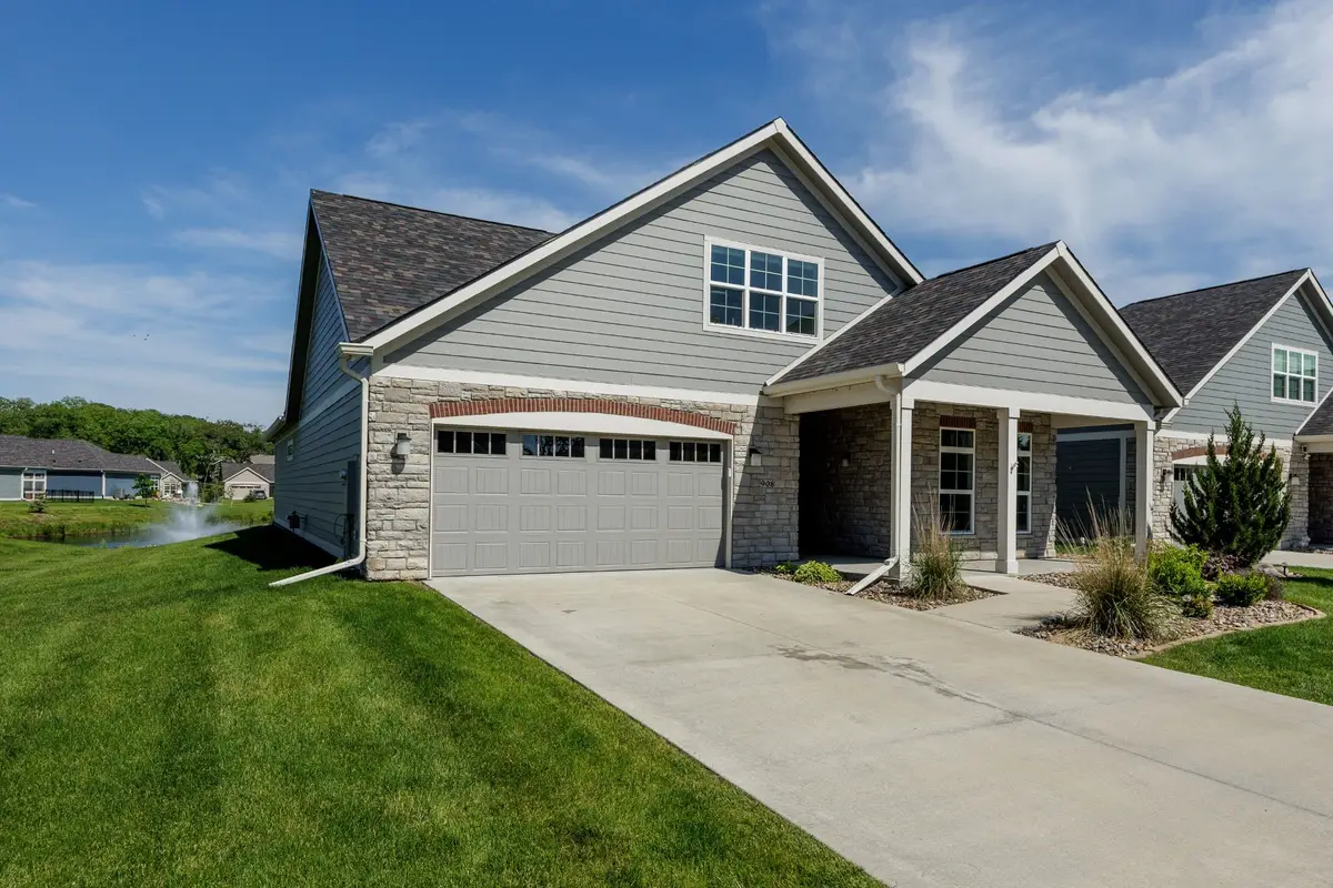 908 S 100th Street, West Des Moines, IA 50266 - #1