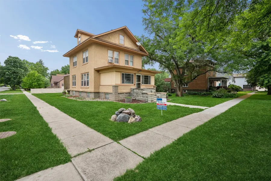 1507 Walnut Street, Dallas Center, IA 50063 - #2
