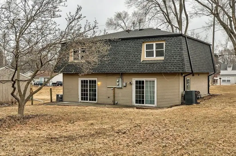 1229 Mckinley Avenue, Des Moines, IA 50315 - #2