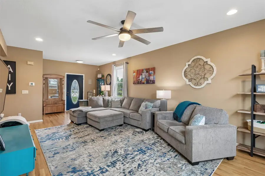 611 SE Chaparal Court, Ankeny, IA 50021 - #2
