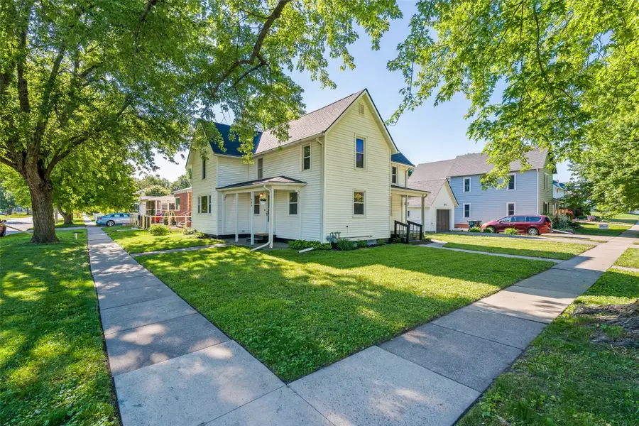 904 K Avenue, Nevada, IA 50201 - #3