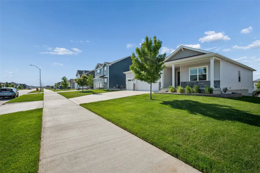 3207 NW Reinhart Drive, Ankeny, IA 50023 - #2