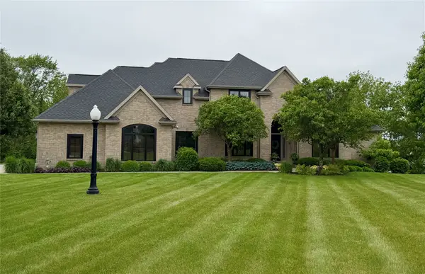 3248 N 18th Avenue W, Newton, IA 50208