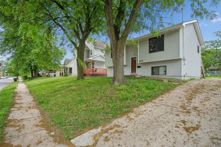 1256 10th Street, Des Moines, IA 50314 - #3