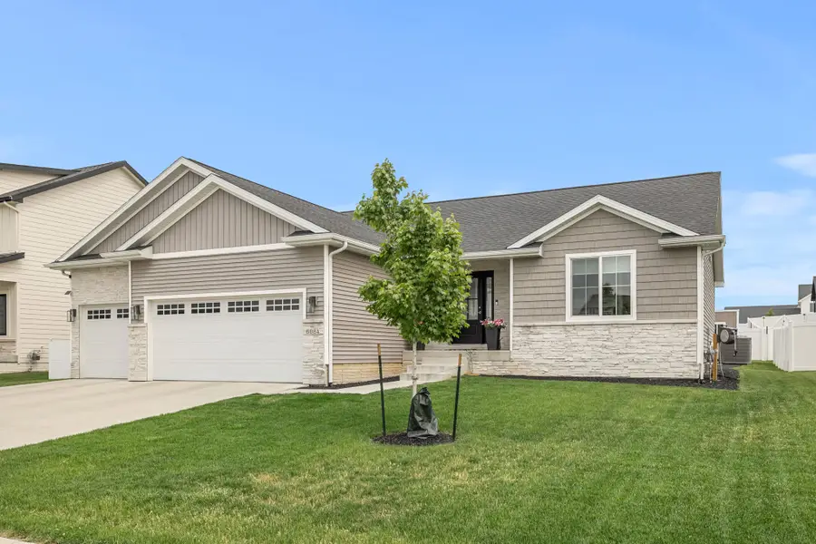 6084 Gladbury Court, Pleasant Hill, IA 50327 - #2
