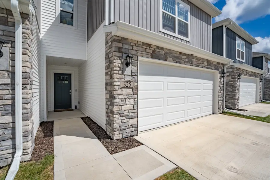 325 Juniper Drive, Waukee, IA 50263 - #2