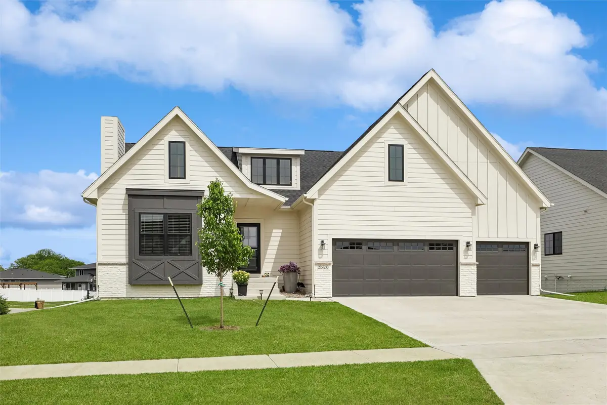 2320 SE 5th Street, West Des Moines, IA 50265 - #1