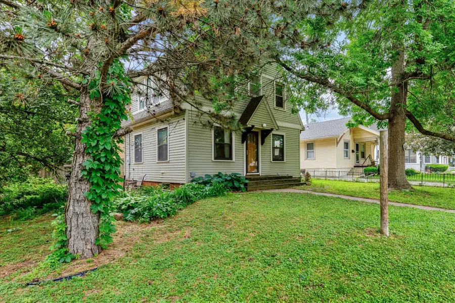 931 40th Place, Des Moines, IA 50312 - #2