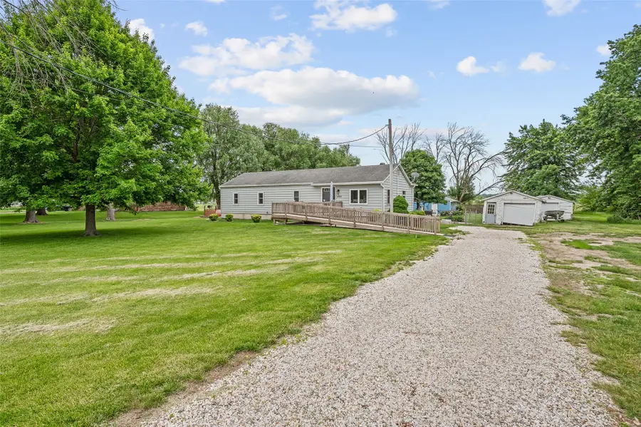 4989 SE 72nd Avenue, Carlisle, IA 50047 - #2
