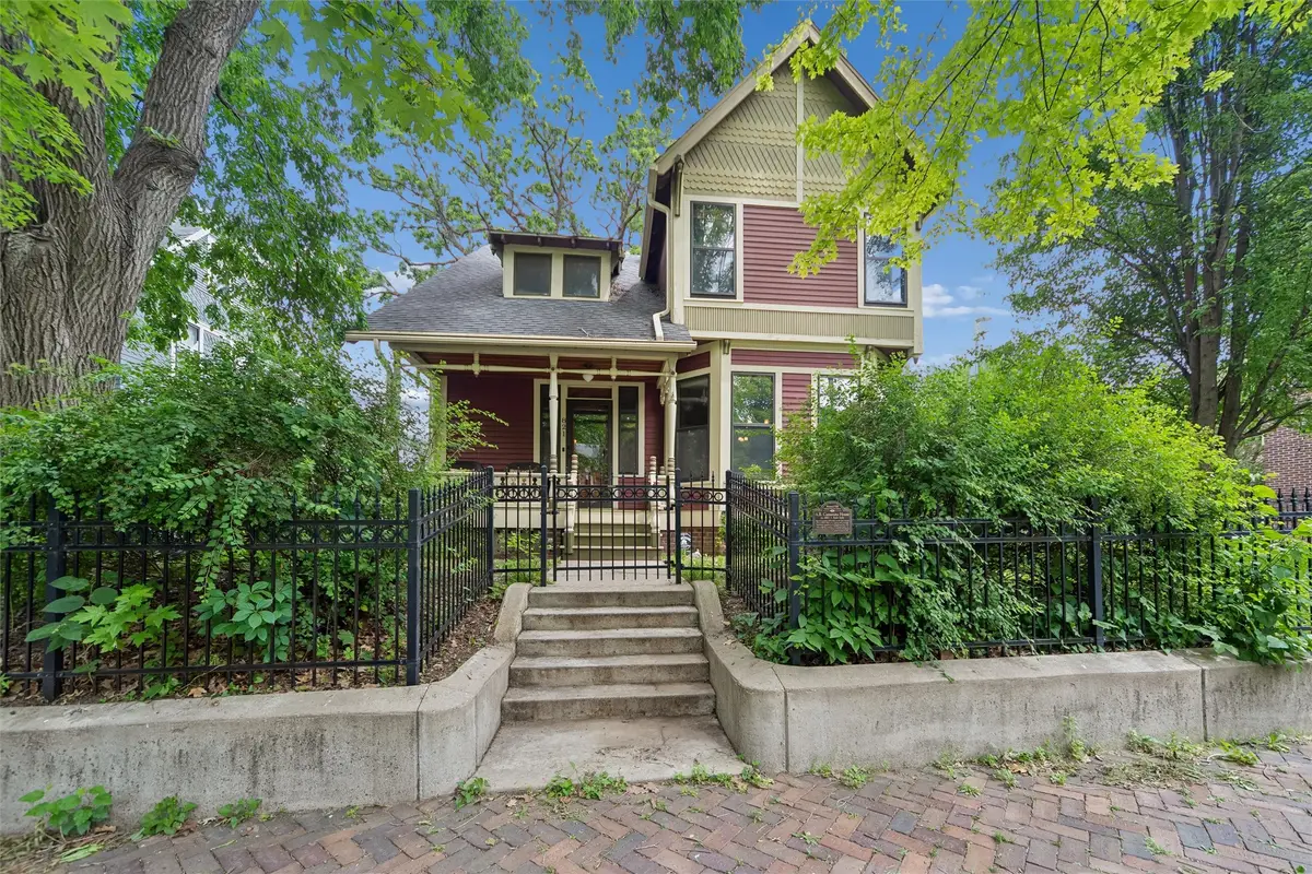 821 16th Street, Des Moines, IA 50314 - #1