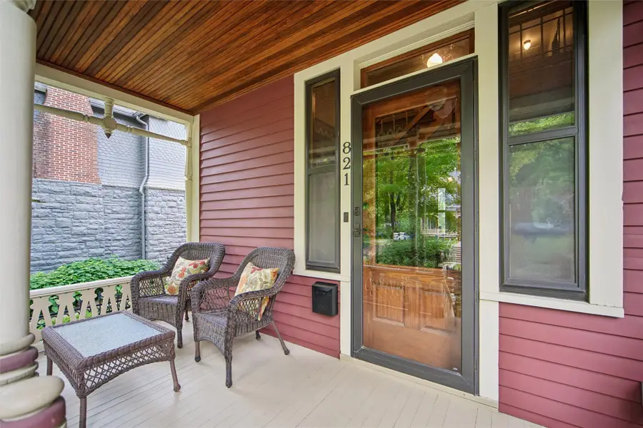 821 16th Street, Des Moines, IA 50314 - #3
