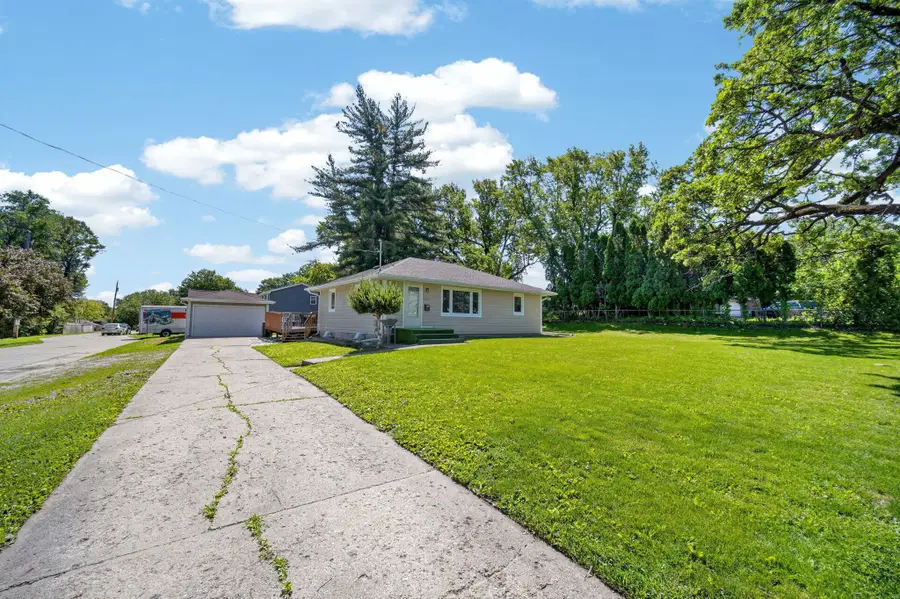 4201 Lower Beaver Road, Des Moines, IA 50310 - #2