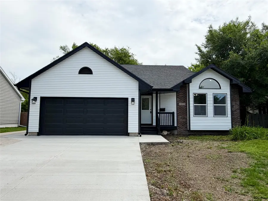 3635 E 43rd Court, Des Moines, IA 50317 - #2