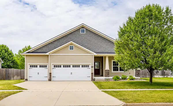 4712 NE Briarwood Drive, Ankeny, IA 50021