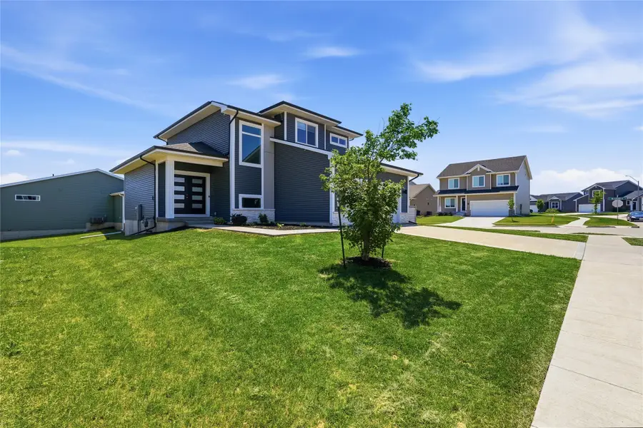 2965 Primrose Lane, Pella, IA 50219 - #2