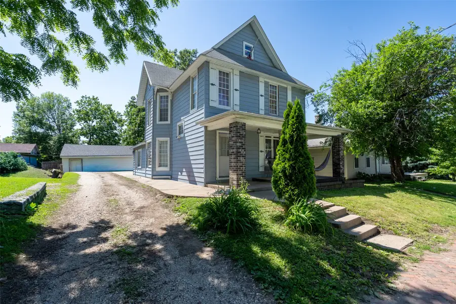 918 E 12th Street, Des Moines, IA 50316 - #2