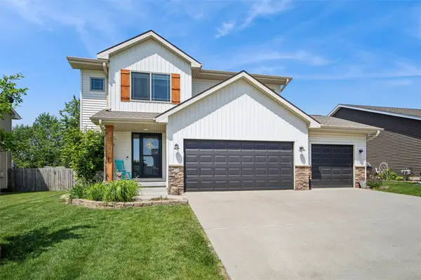 816 NW Sunset Lane, Grimes, IA 50111