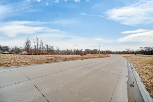 272 Alder Boulevard, Pleasant Hill, IA 50327